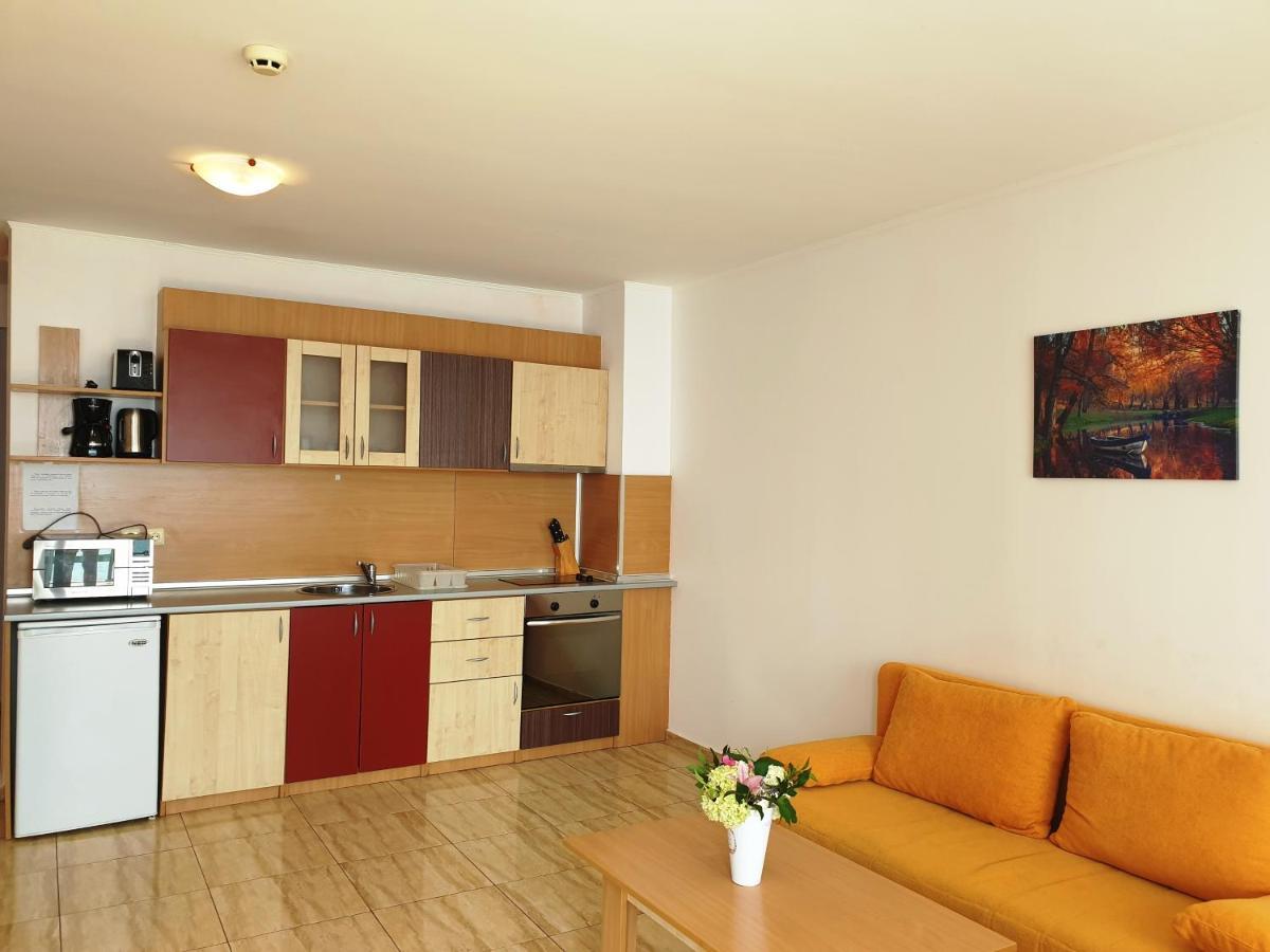 Dolce Vita Apart Complex Aparthotel Sveti Vlas Buitenkant foto