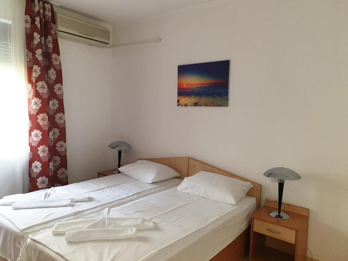 Dolce Vita Apart Complex Aparthotel Sveti Vlas Buitenkant foto