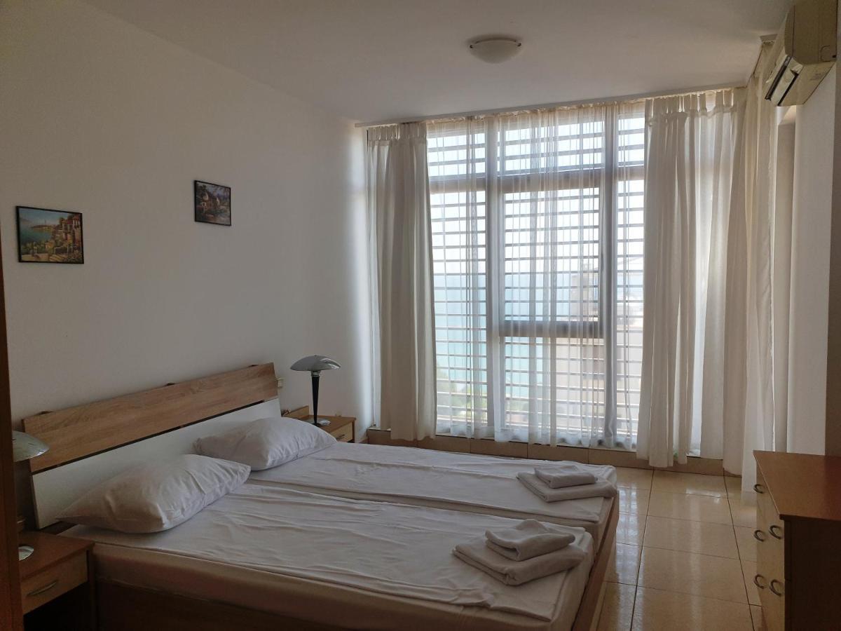 Dolce Vita Apart Complex Aparthotel Sveti Vlas Buitenkant foto